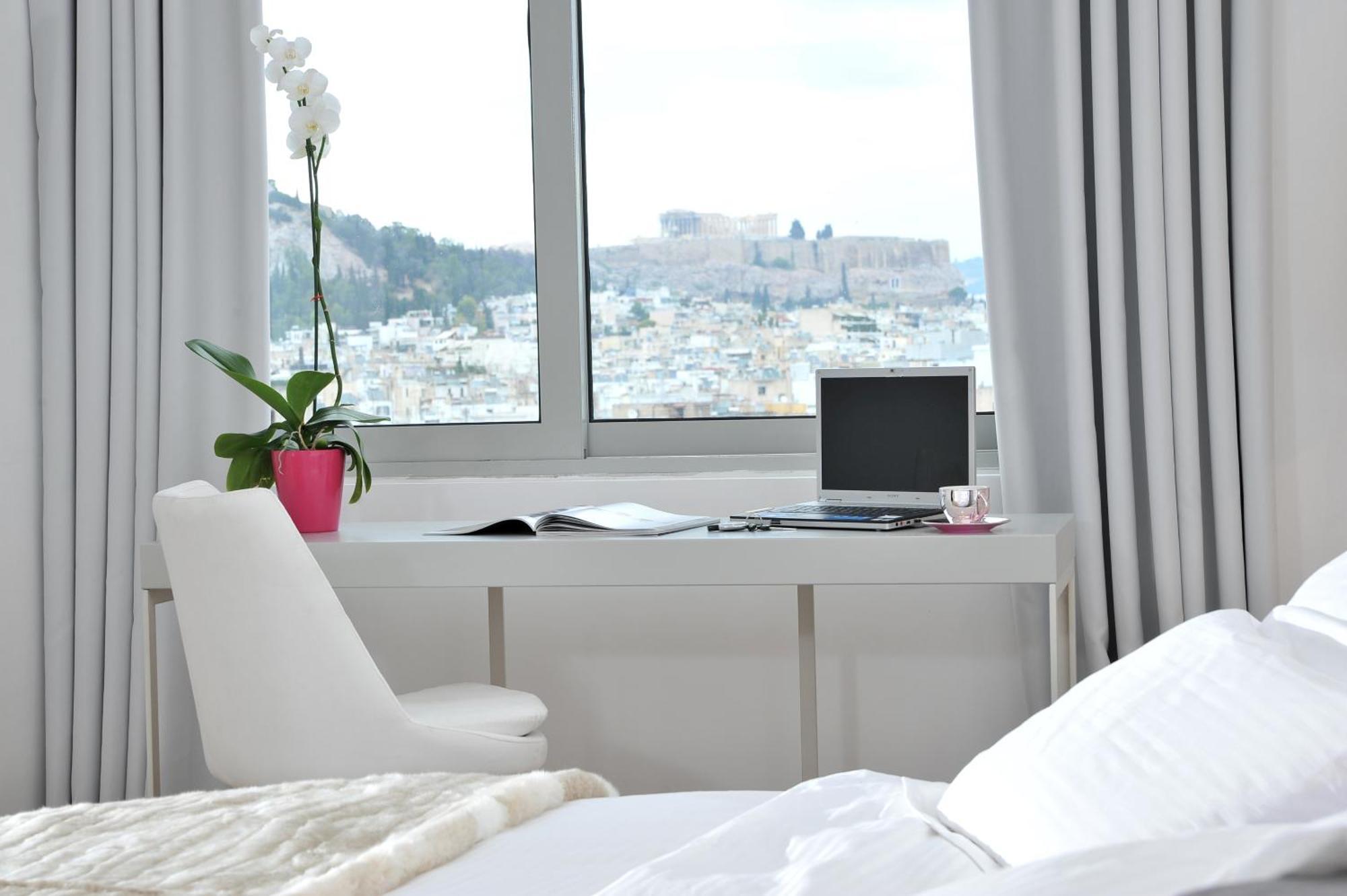 Deluxe King Room Acropolis View